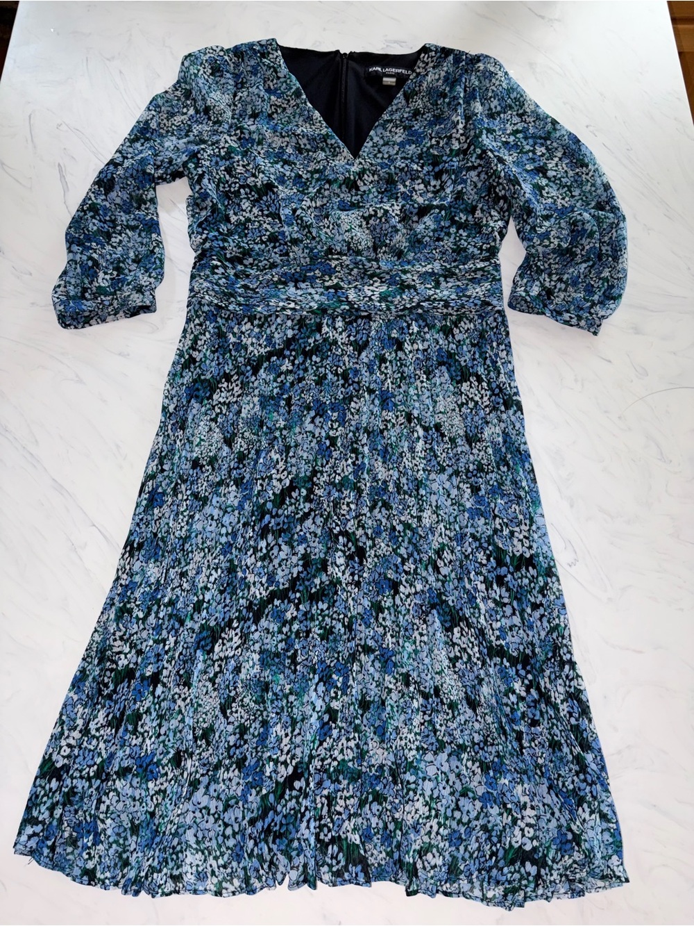 Karl Lagerfeld Paris blue floral chiffon pleated midi dress 6